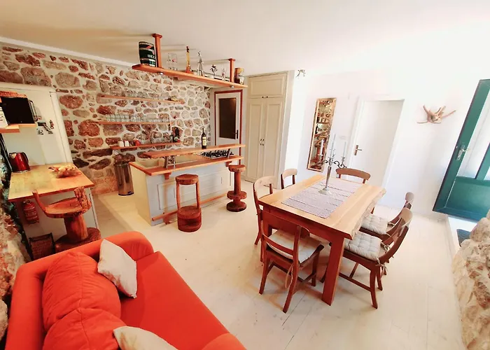 Platanus With Private Pool Sea View Mlini
