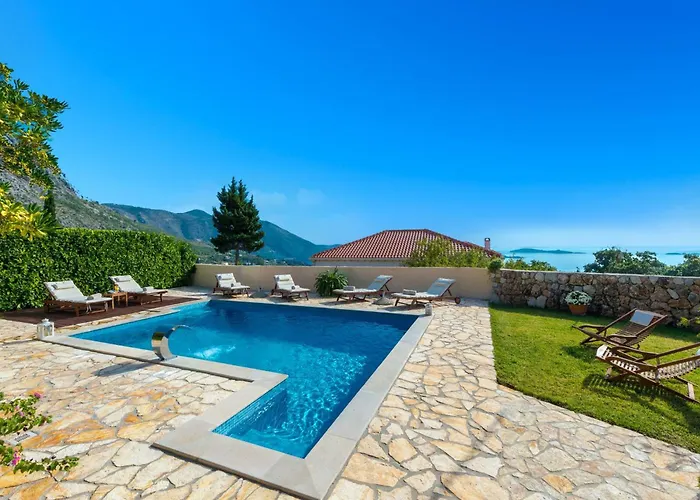 Platanus With Private Pool Sea View * Mlini