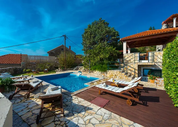 Platanus With Private Pool Sea View Villa Mlini