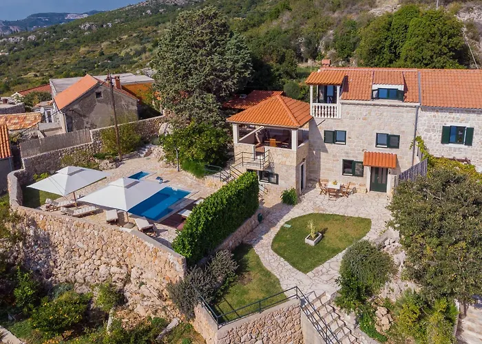 Villa Platanus With Private Pool Sea View