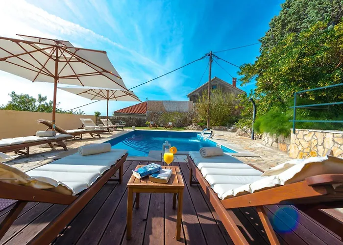 Platanus With Private Pool Sea View Mlini