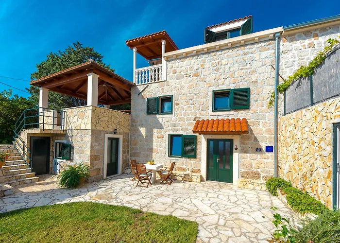 Platanus With Private Pool Sea View Mlini