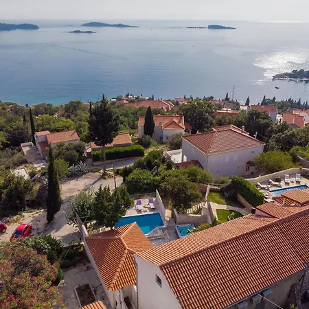 Platanus With Private Pool Sea View Mlini