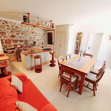 Platanus With Private Pool Sea View Mlini